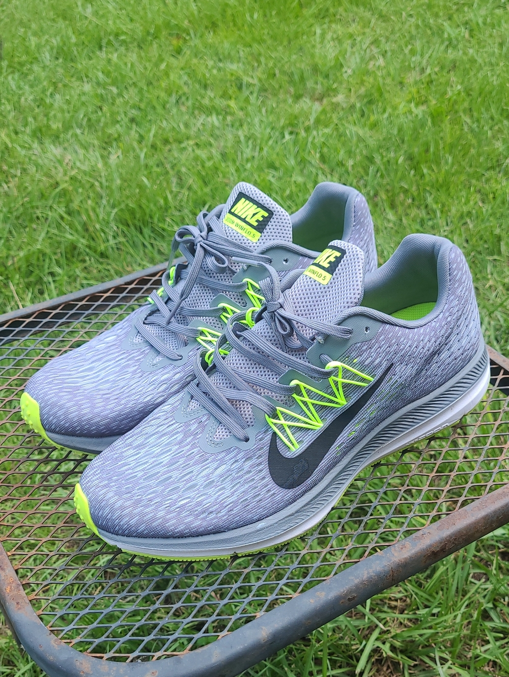 Nike Men's Gray with Volt Accents Athletic Running Shoe.  Size 10
